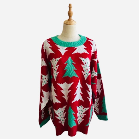 33 Degrees Christmas Tree Print Red Green Oversized Festive Sweater Size Medium - Picture 2 of 10